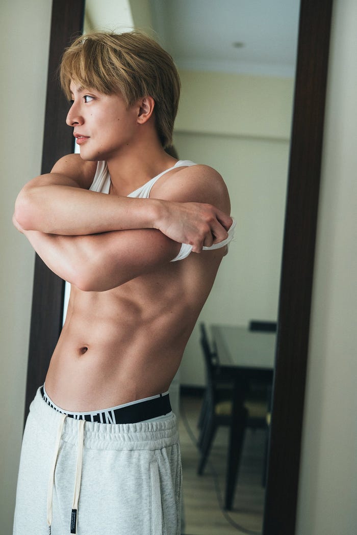 白濱亜嵐(C)小学館 撮影/田形千紘