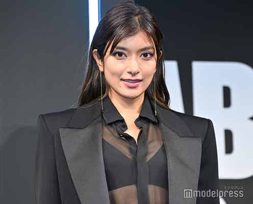 ローラ、パートナーから「ABUSE“暴力”」経験した過去 声詰まらせ訴えた“自分を愛すること”