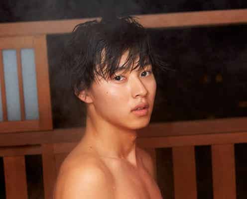 セクシー入浴ショット&寝顔にドキッ イケメン俳優・山崎賢人が10代最後の素顔を披露