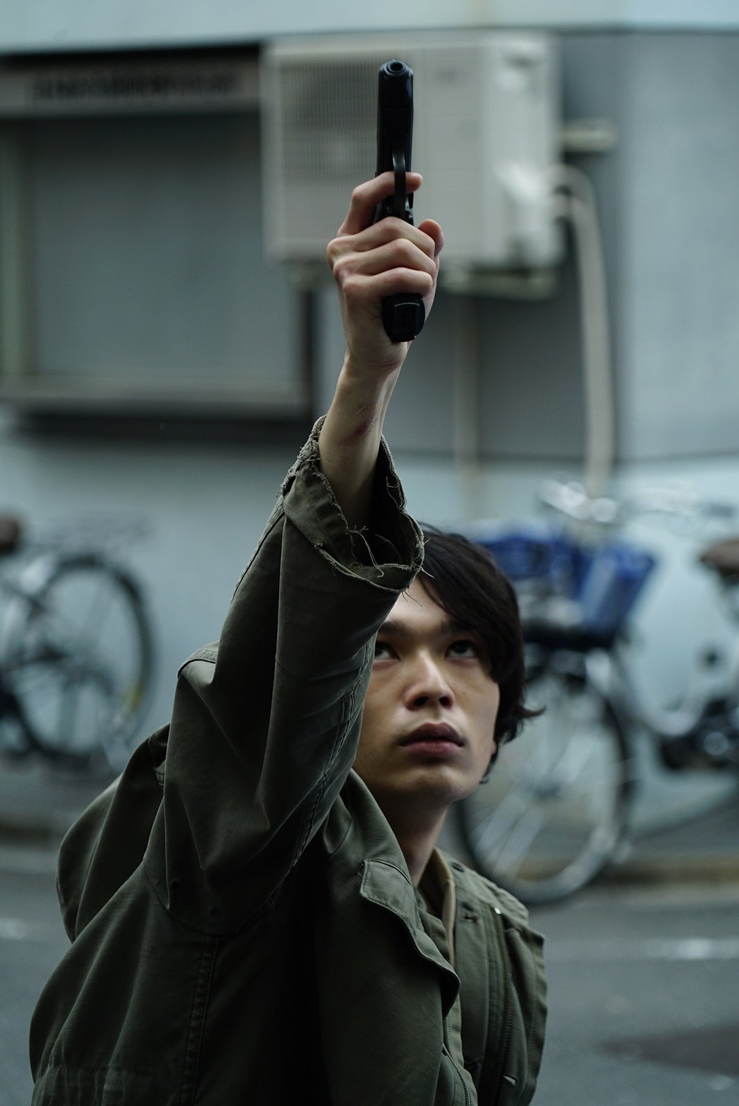 岩井拳士朗（C）2017「アウト＆アウト」製作委員会