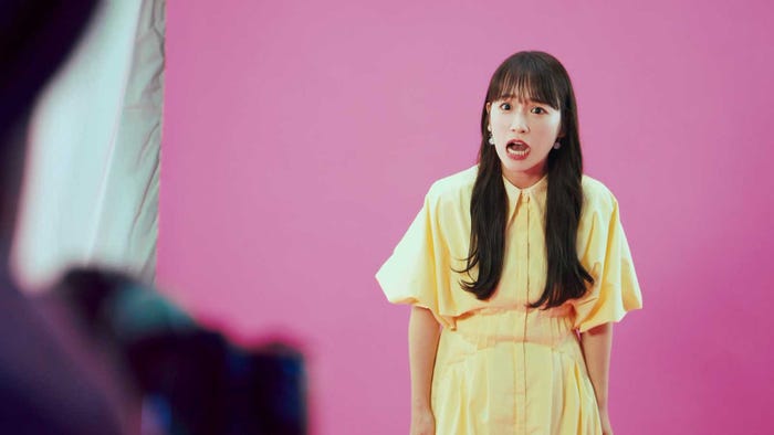 川栄李奈「ユージェネって、なに!?」篇(提供写真)
