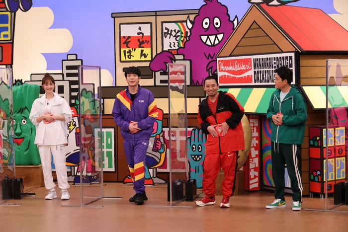 (左から)佐々木希、川島明、千鳥(大悟、ノブ)(C)カンテレ