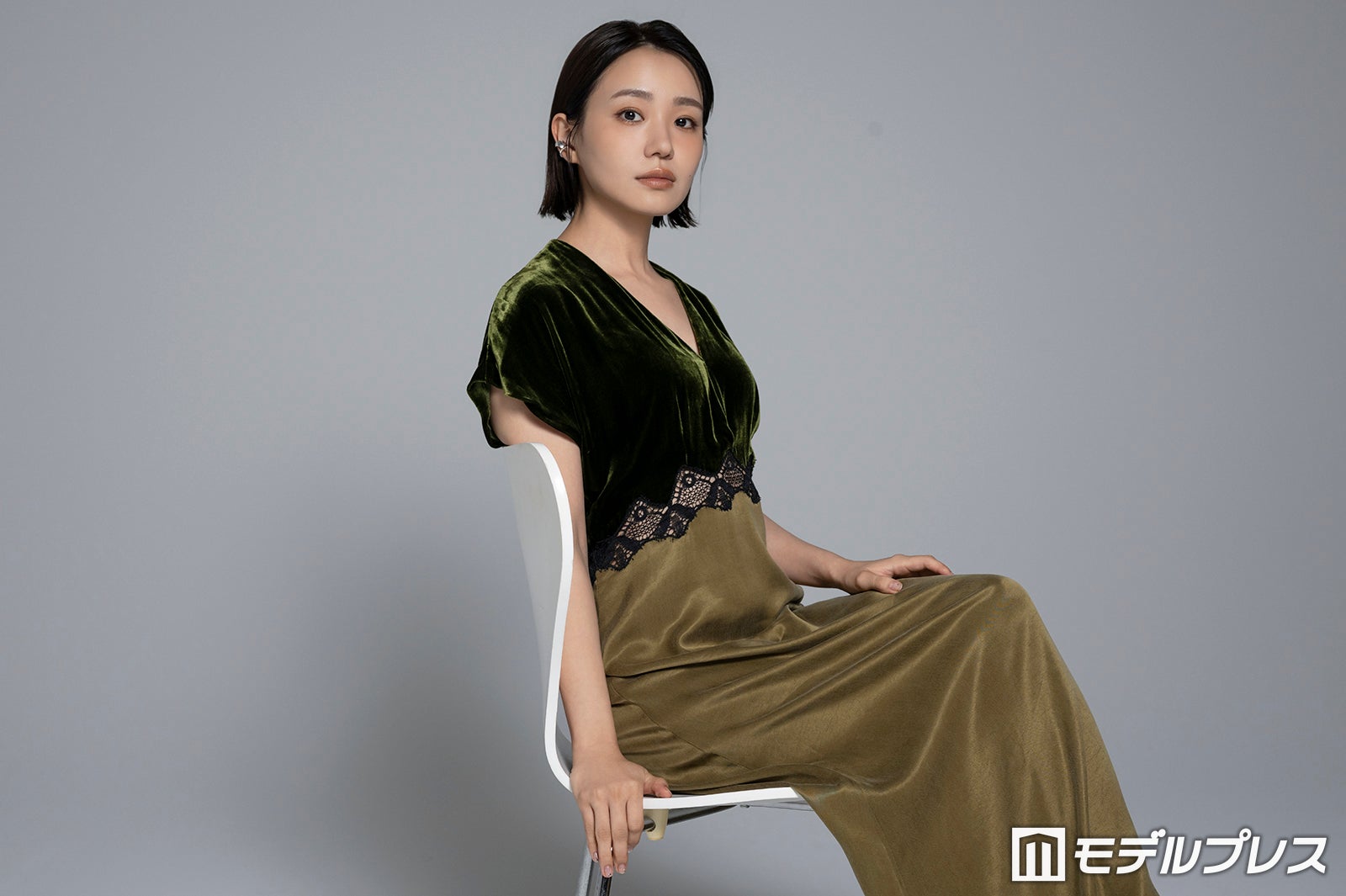 奈緒（C）モデルプレス／ヘアメイク：竹下あゆみ、スタイリスト：岡本純子
