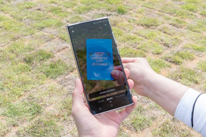 デジタルウォーターマークフォトカード(C)2024 Weverse Con Festival(C)2024 Weverse Con Festival