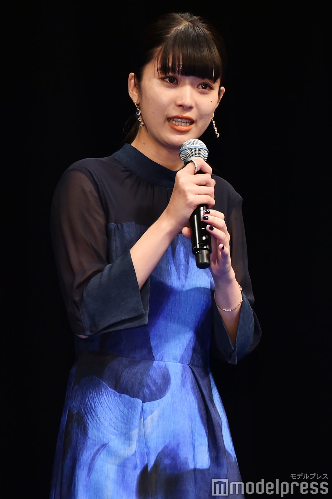 感極まり涙する馬場ふみか （C）モデルプレス