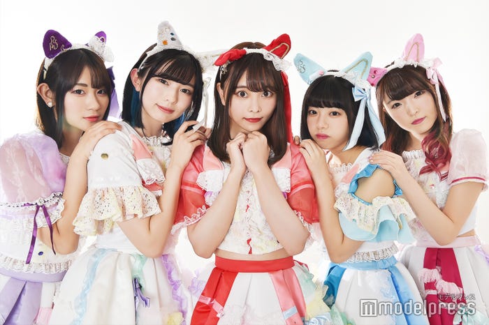 ネコプラ∞/(左から)さくら、ゆりな、りさ、みちか∞、ゆい(C)モデルプレス