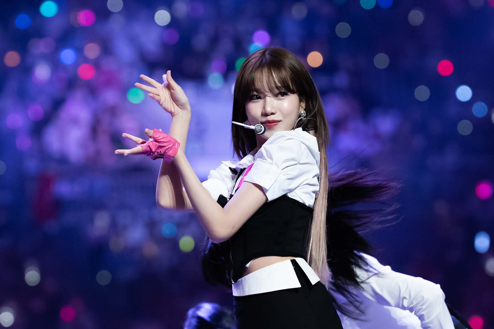 チョ・ユリ、日本ソロ初ステージに歓喜「すごくすごくこの瞬間が待ち遠しかった」＜KCON 2022 JAPAN＞