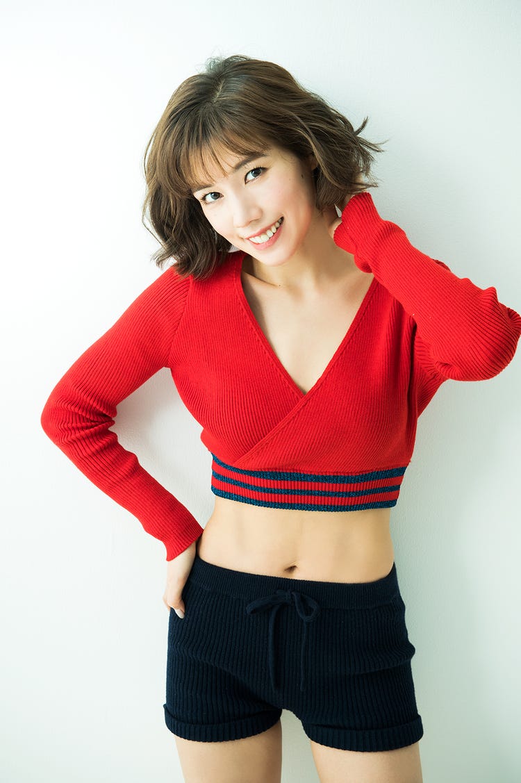 仲里依紗 縦線浮き出る 美腹筋 披露 夫 中尾明慶とトレーニング中に励まし合う モデルプレス 仲里依紗 縦線浮き出る 美腹筋 披露 夫 中尾明慶とトレーニング中に励まし合う モデルプレス