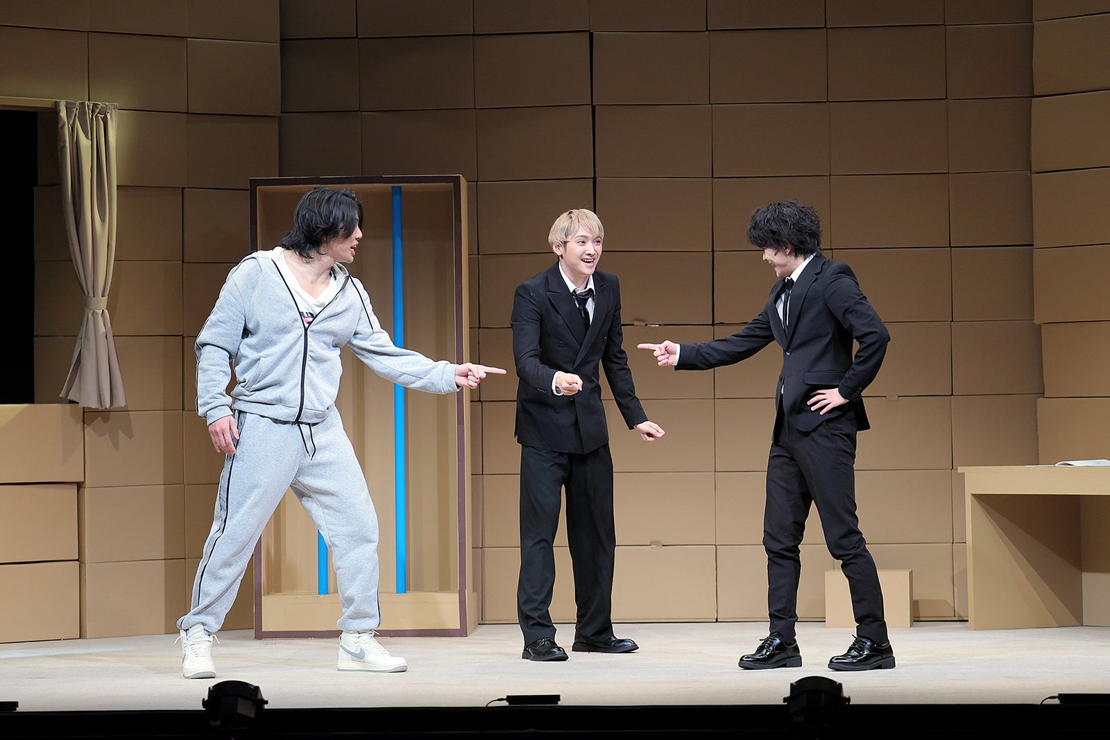 岩谷翔吾・武知海青・鈴木昂秀『PICK☆3』公開ゲネプロより（C）『PICK☆3』製作委員会