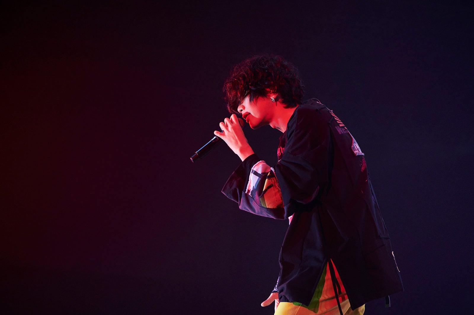 米津玄師「米津玄師 2019 TOUR／脊椎がオパールになる頃」より（提供画像）