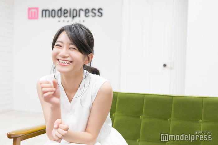 夏目かな(C)モデルプレス