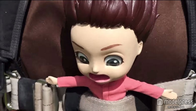 かすみドールのシェア旅「スカイダイビング篇」より