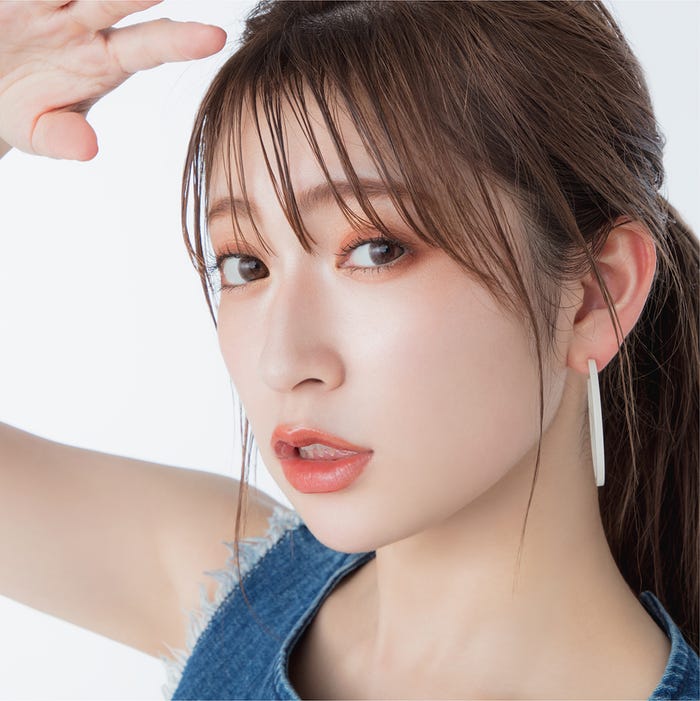 吉田朱里(提供写真)