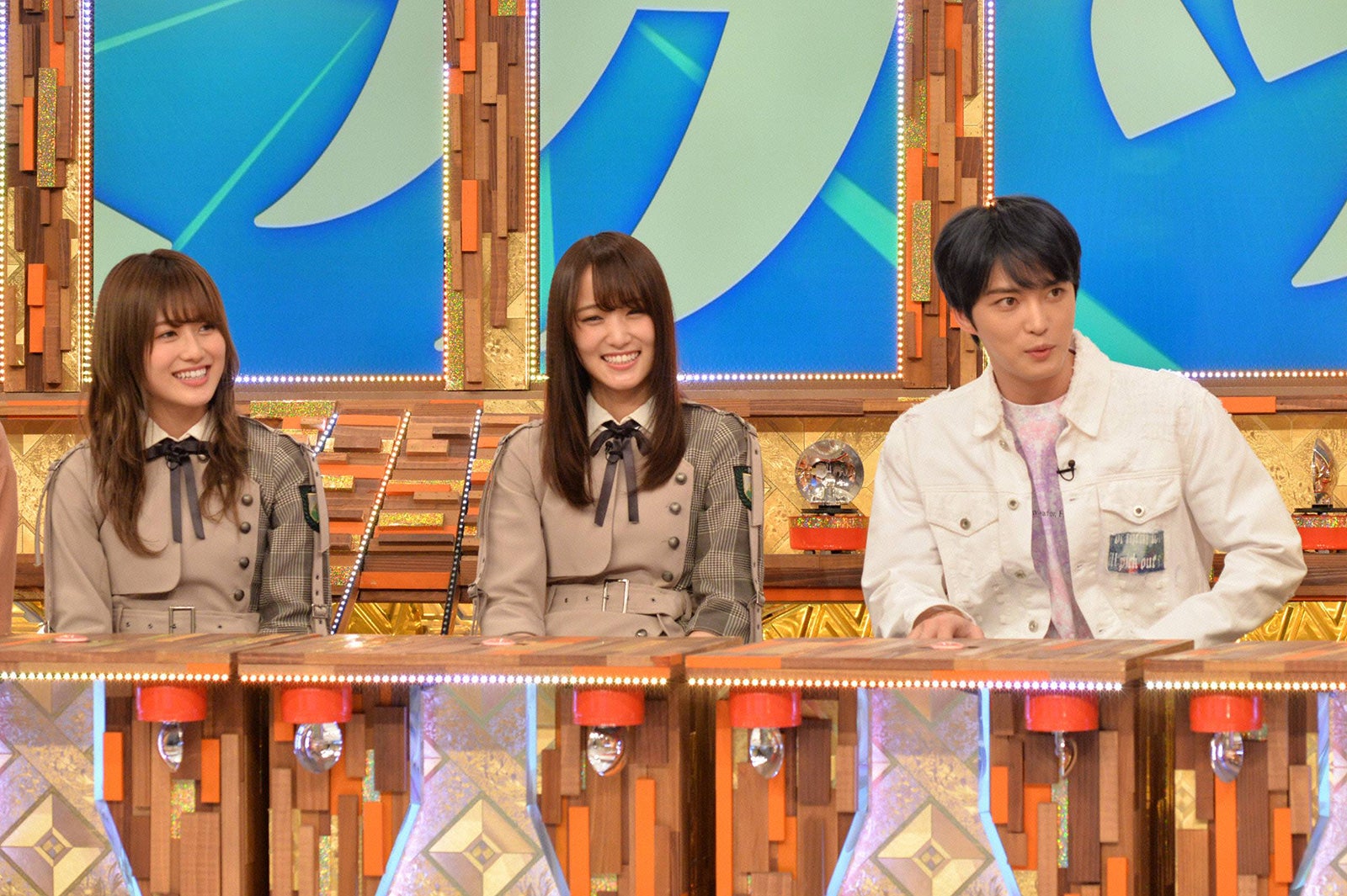 守屋茜、菅井友香、ジェジュン （C）フジテレビ