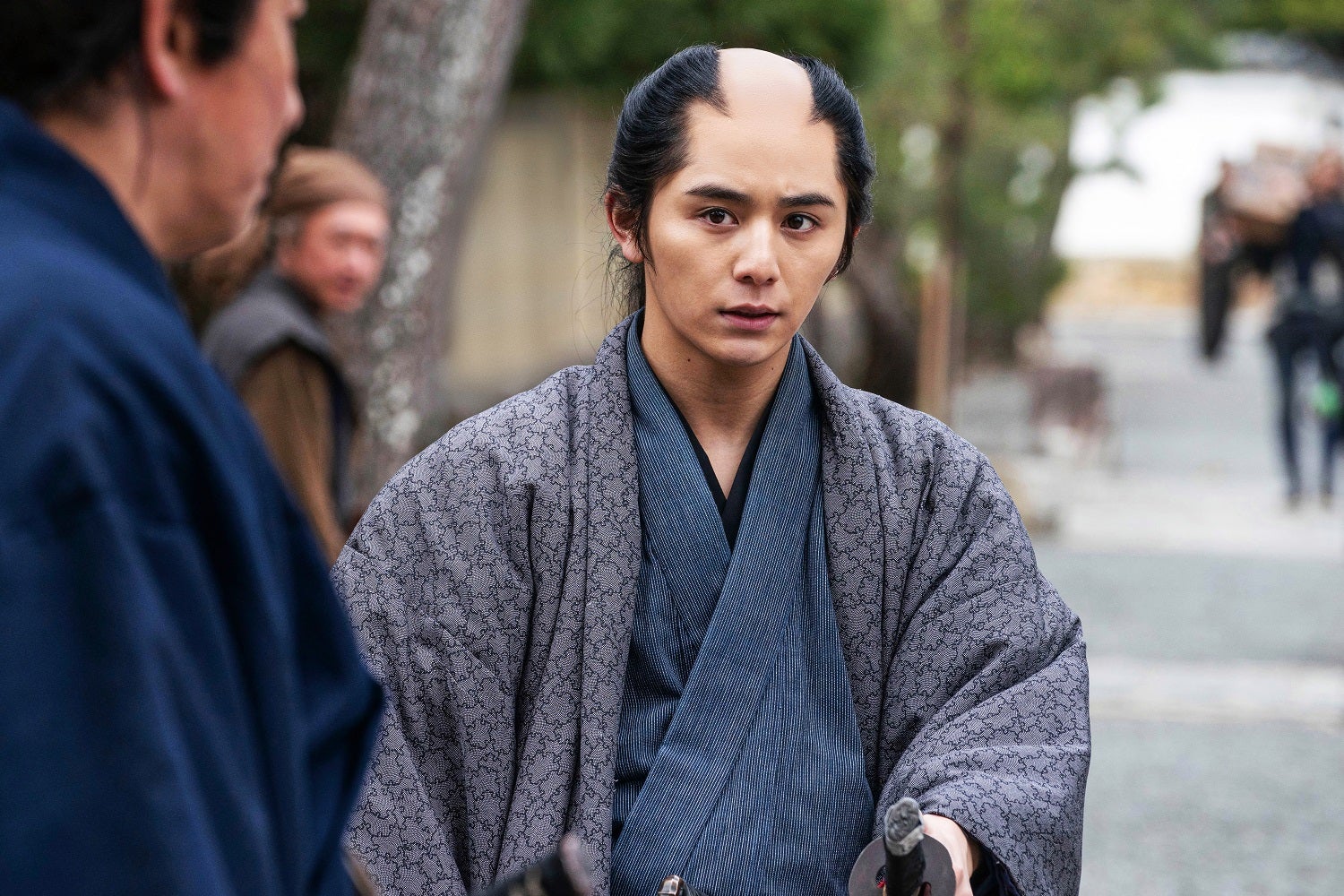 Hey! Say! JUMP山田涼介、“特別”な存在・岡田准一の意外な素顔明かす 1週間で8kg減量の秘話も＜「燃えよ剣」インタビュー＞