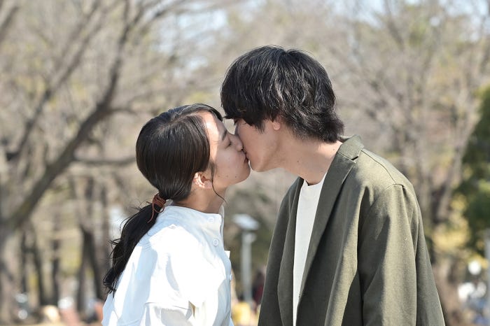 清原果耶、間宮祥太朗/「ファイトソング」最終話より(C)TBS