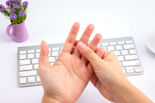 ハンドマッサージ