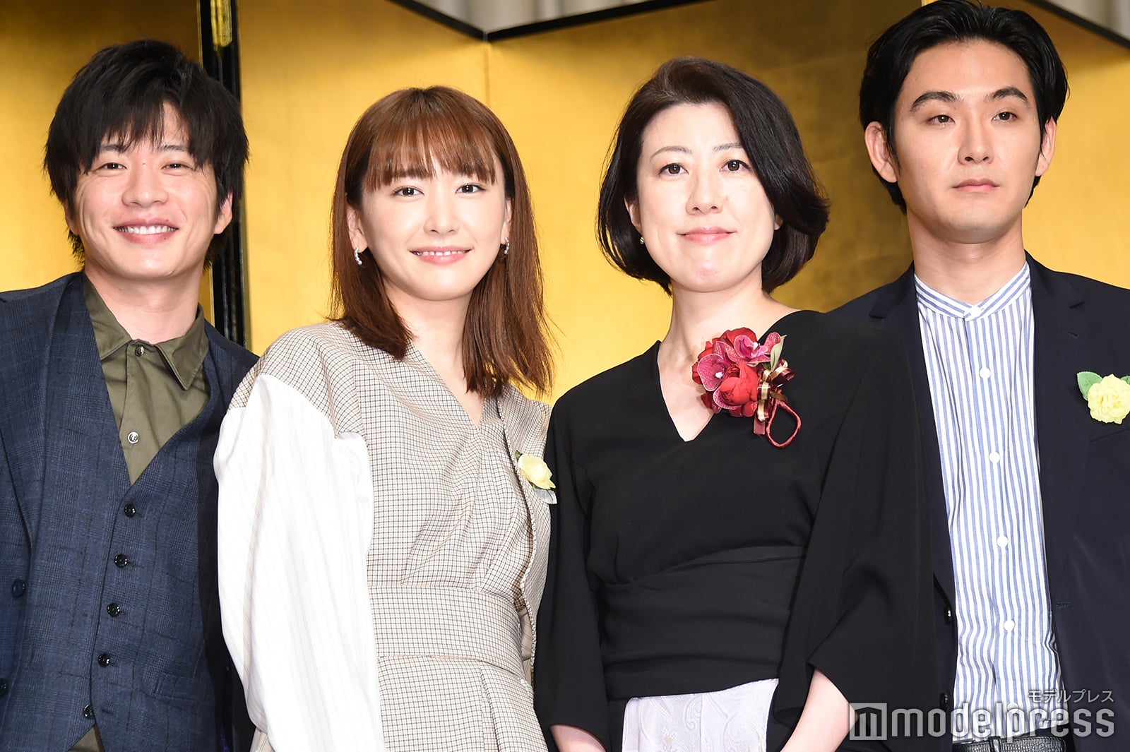 新垣結衣・松田龍平・田中圭ら「けもなれ」キャスト駆けつける 脚本家・野木亜紀子氏を祝福