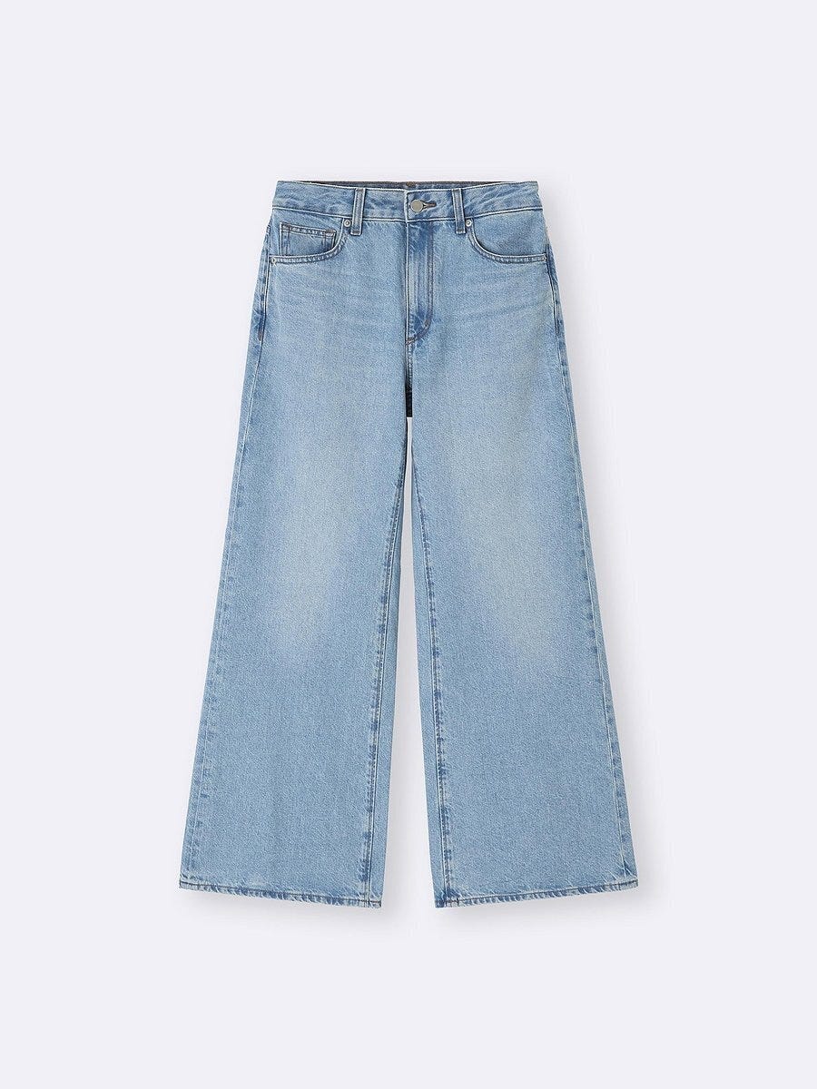 GU バギーフレアジーンズ GUのバギーフレアジーンズ