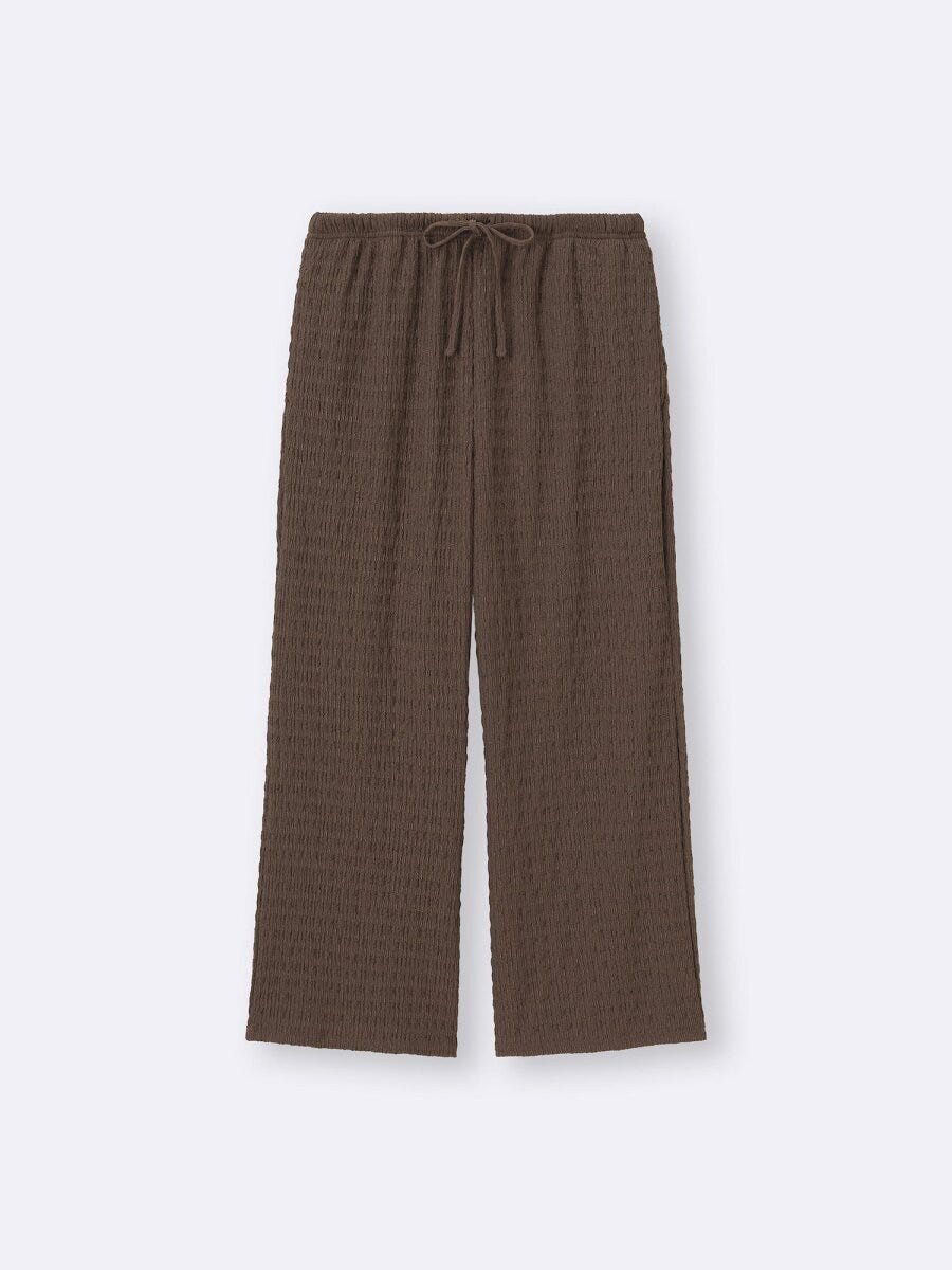 GUのシャーリングアンクルパンツ