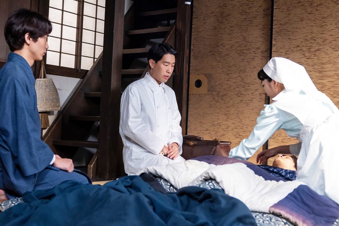 坂口涼太郎、佐野晶哉、見上愛ら「風、薫る」第125話(C)NHK