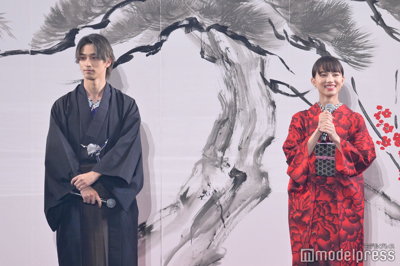 横浜流星、清原果耶（C）モデルプレス