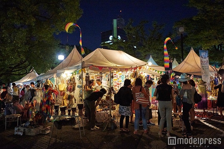 夜8時までにぎわう／画像提供：グリーンルーム