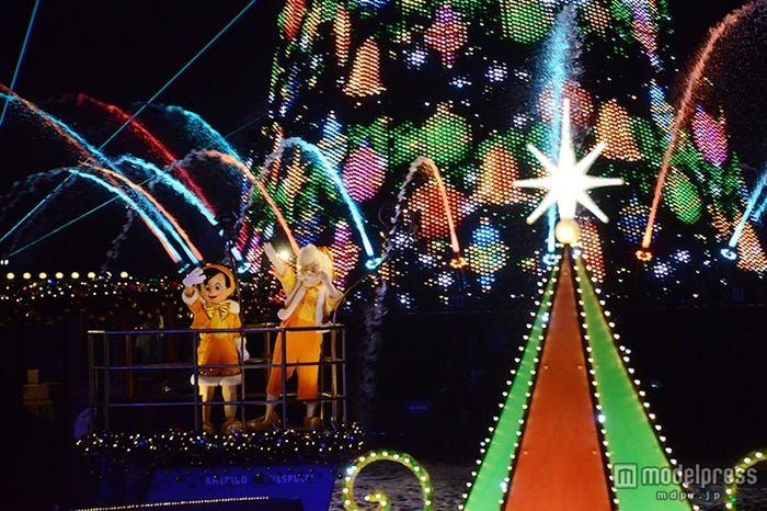 「カラー・オブ・クリスマス」ピノキオ、ゼペット