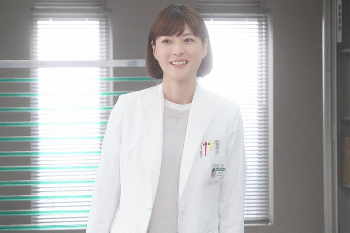 上野樹里「監察医 朝顔」第10話より(C)フジテレビ