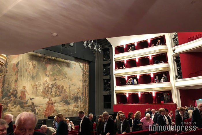 フォルクスオーパー（C）ビューティーガール