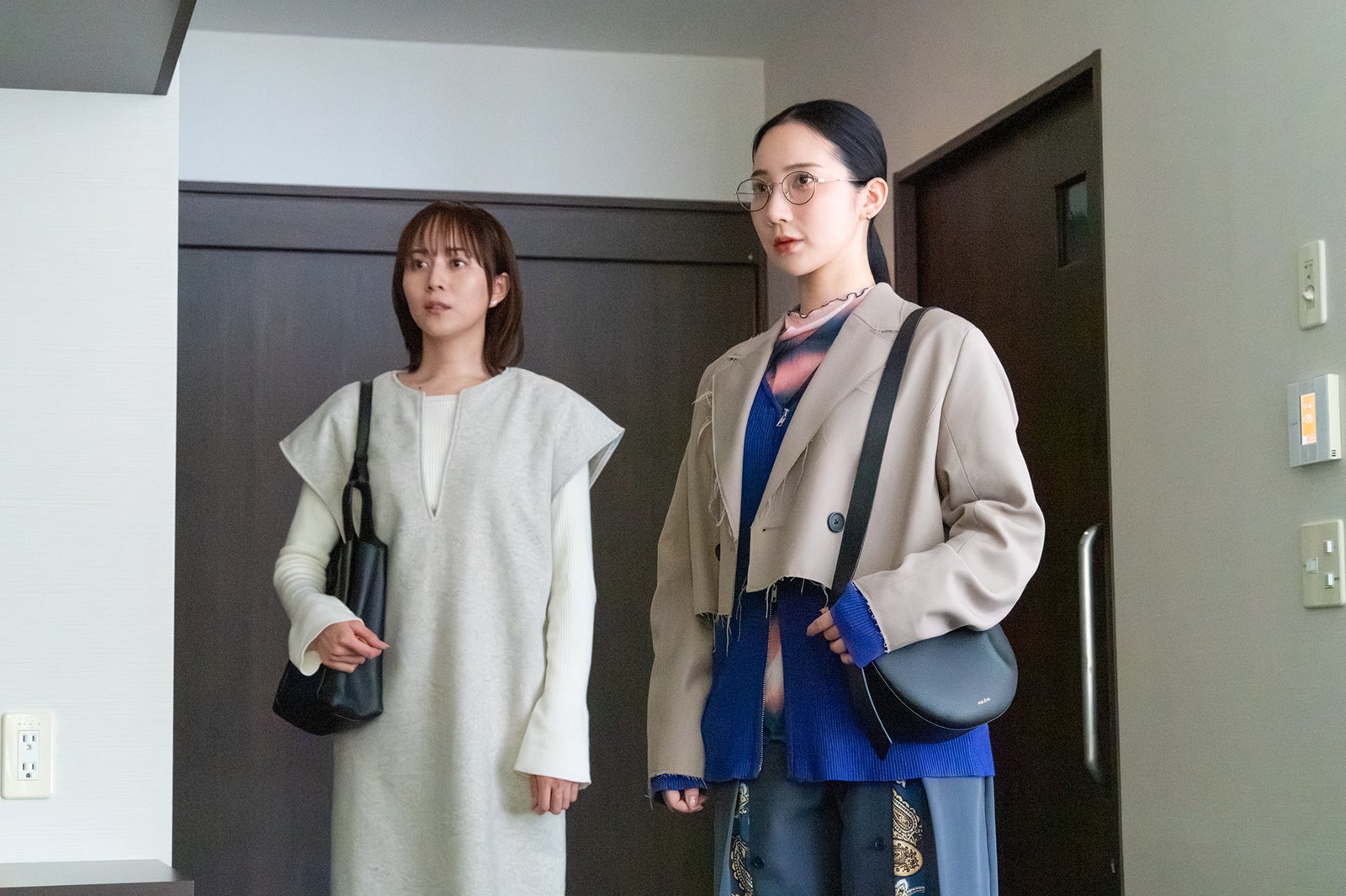 比嘉愛未、ファーストサマーウイカ「フォレスト」第5話（C）ABCテレビ