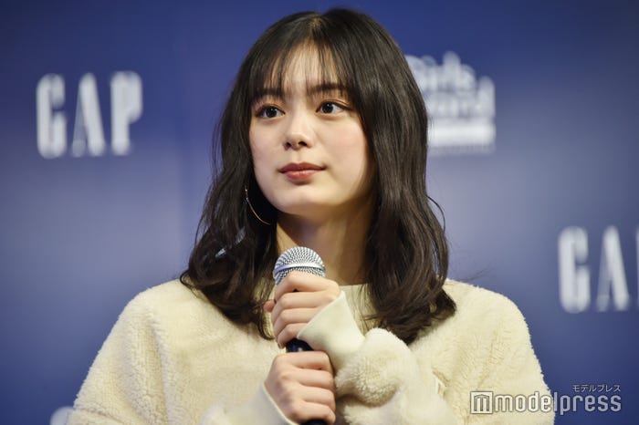 紺野彩夏(C)モデルプレス