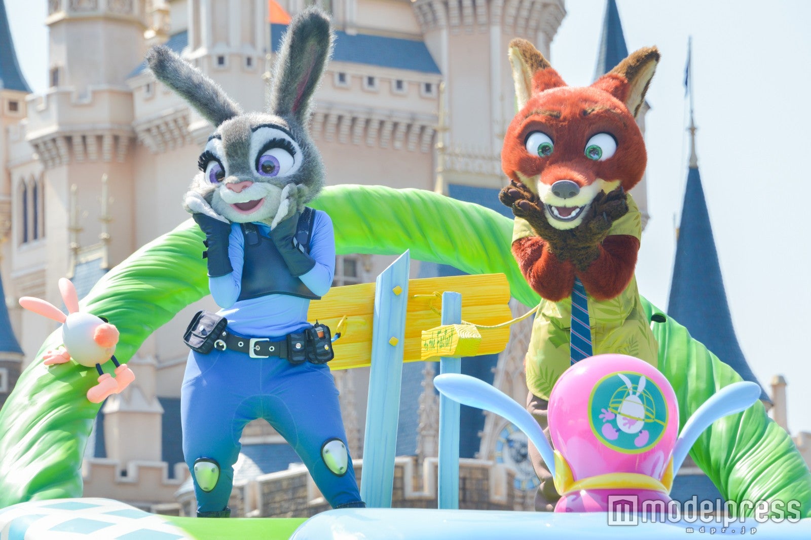 新パレード「うさたま大脱走！」（C）モデルプレス