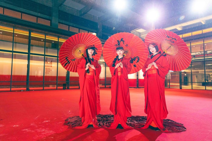 Perfume/オープニング映像より(C)CEIPA/MUSIC AWARDS JAPAN2025