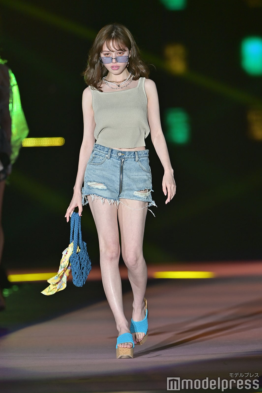 （C）モデルプレス