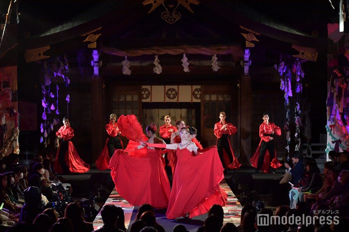 宝塚歌劇団OGメンバー/「BISHU COLLECTION produced by TGC」より(C)モデルプレス