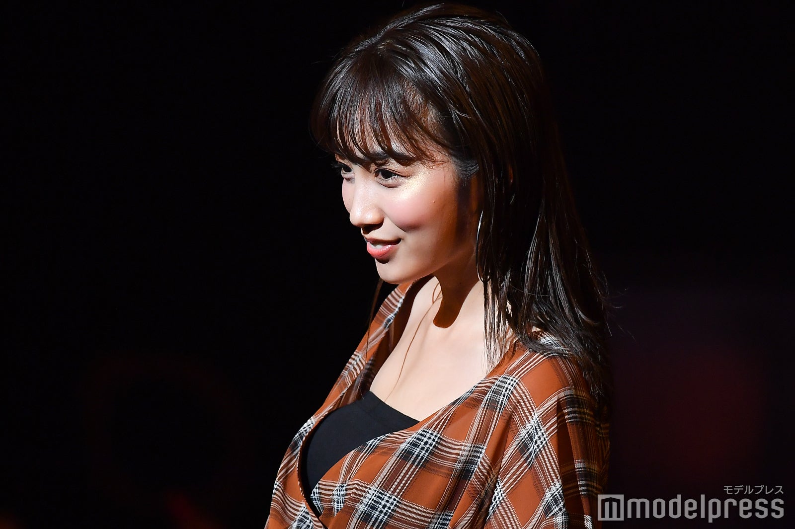 黒木ひかり、ニーハイブーツでSEXYに太ももチラリ＜TGC teen 2019 Summer＞