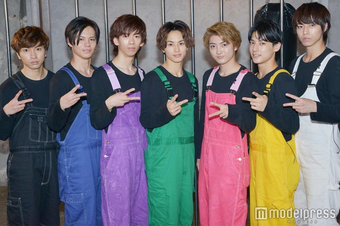 (左から)コーイチ、カイ、リョウガ、タクヤ、ユーキ、ユースケ、タカシ (C)モデルプレス