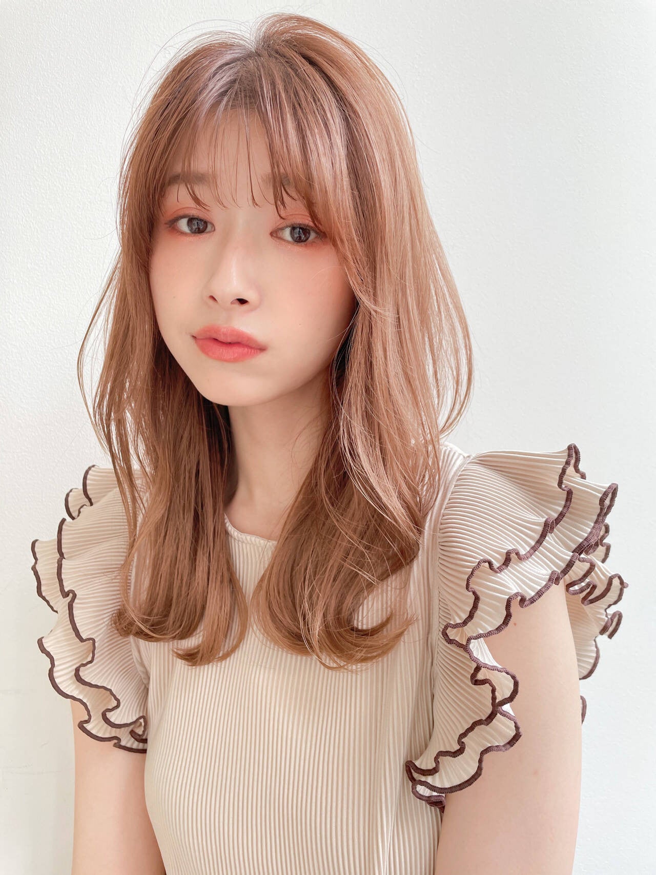 女の子らしくなりたい そんな想いを叶える やわらか 透明感 ヘア詳細 モデルプレス 女の子らしくなりたい そんな想いを叶える やわらか 透明感 ヘア詳細 モデルプレス