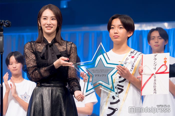 北川景子、山中島世夏(C)モデルプレス
