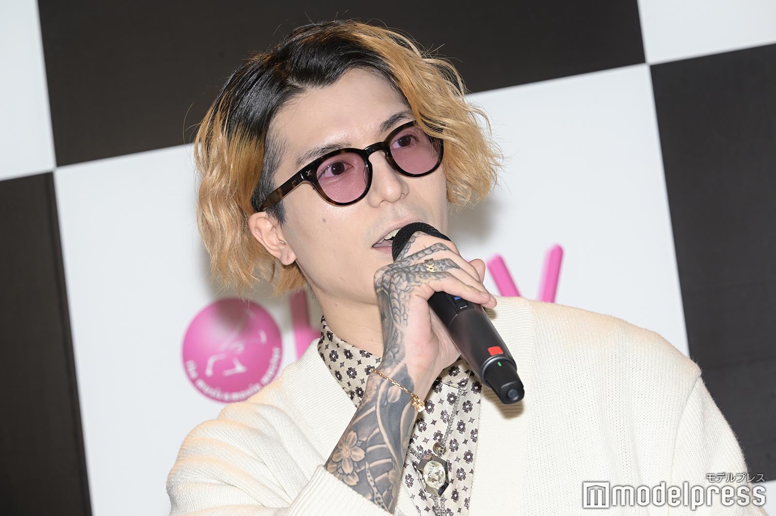 DJふぉい （C）モデルプレス