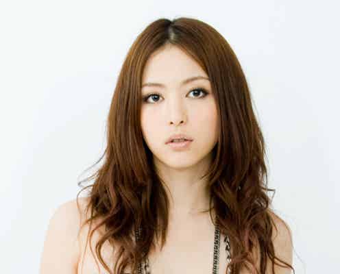 岩佐真悠子、おバカでセクシーな女刑事に