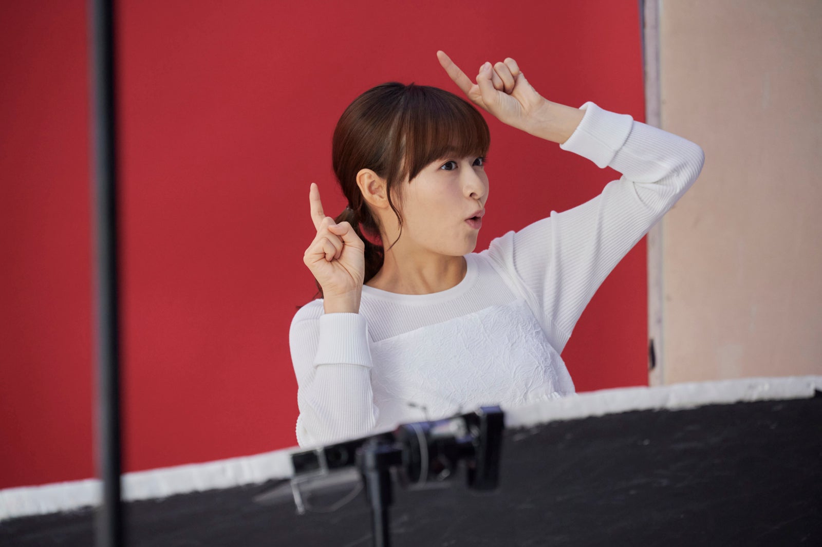 森七菜／「弾むぷにぷにモチの楽しみ方」篇、「まるで出来立て！？」篇メイキングより（提供写真）