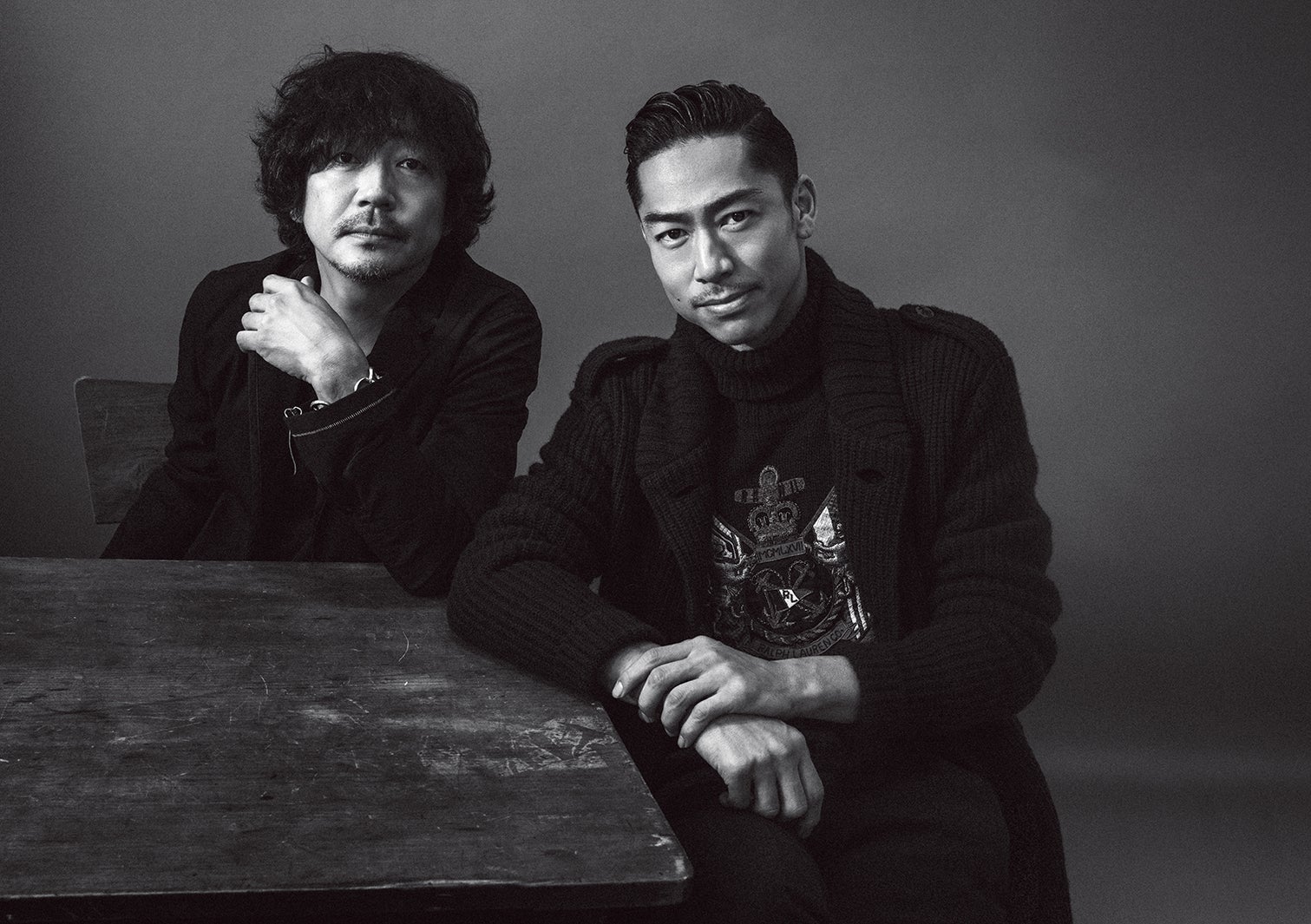 大森南朋×EXILE AKIRA／雑誌「月刊EXILE」2月号より（画像提供：LDH）
