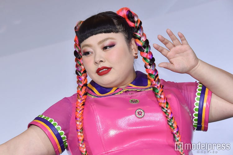 渡辺直美 ワキ毛を増殖中 ボーボーの状態 その理由は モデルプレス 渡辺直美 ワキ毛を増殖中 ボーボーの状態 その理由は モデルプレス