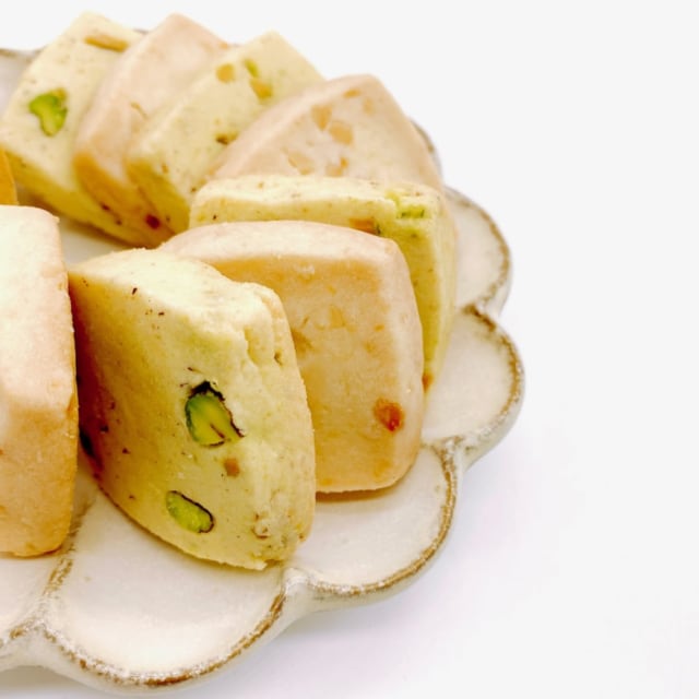 セブンカフェ「ごろごろナッツのピスタチオクッキー」