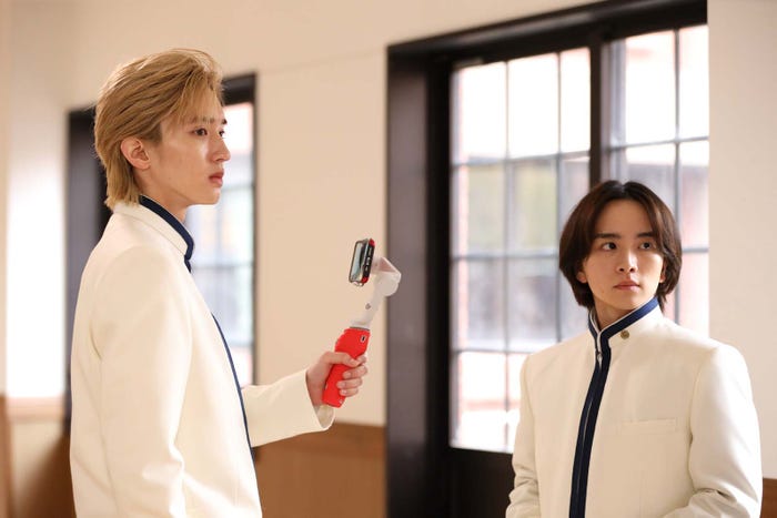 道枝駿佑、板垣李光人「マルス-ゼロの革命-」第1話より(C)テレビ朝日