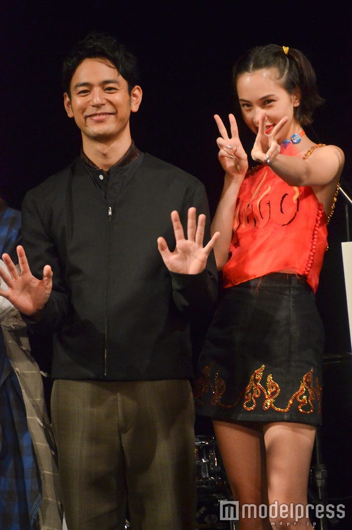 妻夫木聡&水原希子(C)モデルプレス