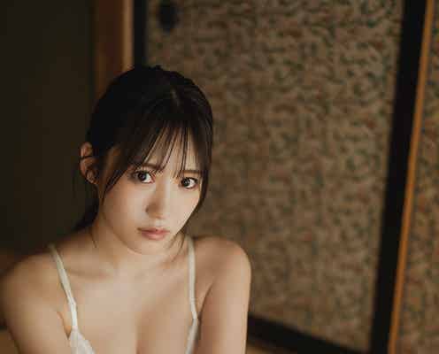 アイドル史上最強BODY・横野すみれ、美バスト輝く上目遣いにドキッ<独占カット>