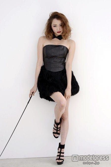 DJ AKEEとしてDJデビューする大田明奈